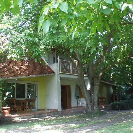 Mango Apartman Balatonkeresztúr