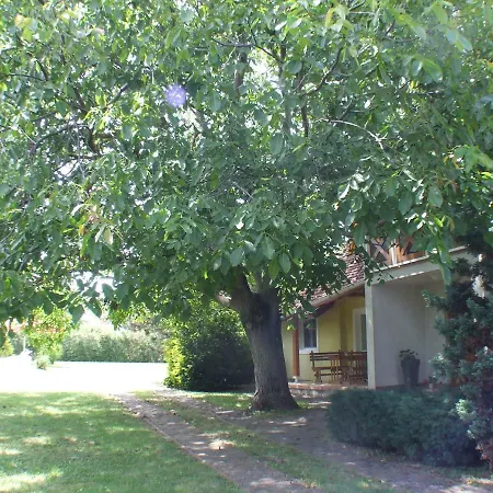 Mango Apartman Balatonkeresztúr